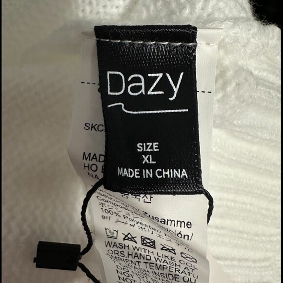 White Oversized Knit Sweater Women’s Casual Pullover - Picture 5 of 6